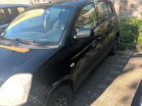 Second-hand Kia Picanto 65 CP (47 kW) 2005 Negru Hatchback