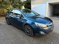 Gebraucht Opel Astra 160 PS (117 kW) 2011 Blau Kombi