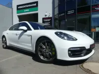 Gebraucht Porsche Panamera 4 E-Hybrid Executive Chrono 330 PS (242 kW) 2023 Weiss Kleinwagen