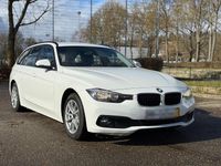 Gebraucht BMW 318 150 PS (110 kW) 2016 Weiß Kombi