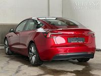 Gebraucht Tesla Model 3 Long Range AWD 235 kW (320 PS) 2025 Rot Limousine