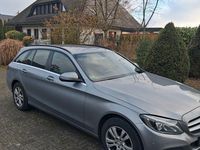 Gebraucht Mercedes C220 170 PS (125 kW) 2015 Grau Limousine