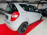 Gebraucht Mercedes A160 95 PS (69 kW) 2010 Silber Limousine