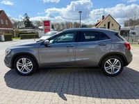 Gebraucht Mercedes GLA250 211 PS (155 kW) 2014 Mountaingrau  met. SUV