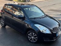 Gebraucht Suzuki Swift Club 94 PS (69 kW) 2012 Schwarz Kleinwagen