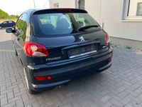 gebraucht Peugeot 206+ 206 + Top Zustand .73PS. Ganzjahresreifen. Neu