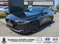 Neu Mazda 3 Nagisa 140 PS (102 kW) 2026 Schwarz Limousine