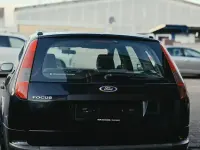 Brugt Ford Focus 101 HK (74 kW) 2006 Blå Sedan