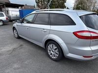 Gebraucht Ford Mondeo 140 PS (102 kW) 2010 Silber Kombi