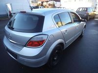 Gebraucht Opel Astra Enjoy 105 PS (77 kW) 2004 Silber Limousine