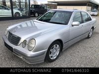 Gebraucht Mercedes E220 Classic 143 PS (105 kW) 2000 Brillantsilber metallic Limousine