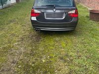 Gebraucht BMW 325 217 PS (159 kW) 2008 Grau Kombi