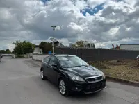 Gebraucht Ford Focus 115 PS (84 kW) 2008 Schwarz Kleinwagen