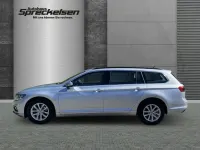 Gebraucht VW Passat Business 150 PS (110 kW) 2023 Silber Kombi