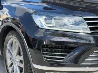 Second-hand VW Touareg 262 CP (192 kW) 2016 Negru SUV