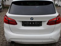 Gebraucht BMW 218 136 PS (100 kW) 2015 Alpinweiss 3 SUV