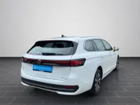 Gebraucht VW Passat Business 150 PS (110 kW) 2025 Pure white Kombi