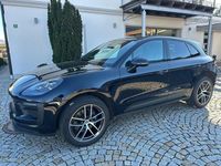 Gebraucht Porsche Macan 265 PS (194 kW) 2023 Tiefschwarz SUV