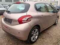 Gebraucht Peugeot 208 Allure 120 PS (88 kW) 2012 Grau Kleinwagen