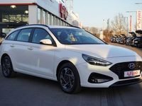 Gebraucht Hyundai i30 120 PS (88 kW) 2024 Weiß Kombi