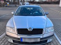 Gebraucht Skoda Octavia 105 PS (77 kW) 2009 Grau Kombi