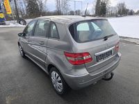 Gebraucht Mercedes B200 140 PS (102 kW) 2005 Grau Van / Kleinbus