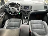 Gebraucht VW Sharan Highline 184 PS (135 kW) 2016 Gold Van / Kleinbus