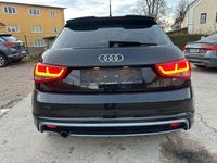 Gebraucht Audi A1 S-Line 86 PS (63 kW) 2011 Schwarz Kleinwagen