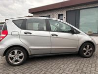 Gebraucht Mercedes A150 95 PS (69 kW) 2004 Silber Van / Kleinbus
