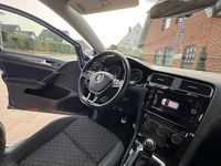Gebraucht VW Golf VII Join 110 PS (80 kW) 2018 Blau Limousine