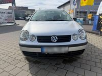 Gebraucht VW Polo Comfortline 64 PS (47 kW) 2004 Silber Kleinwagen