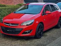 Gebraucht Opel Astra Active 140 PS (102 kW) 2013 Rot Kombi