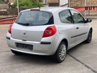 gebraucht Renault Clio III Expression *Tüv/Au Neu*