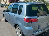 Usata Mazda 2 80 CV (58 kW) 2004 Blu Utilitaria