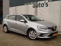 Gebraucht Renault Mégane GrandTour Equilibre 140 PS (102 kW) 2023 Grau Kombi