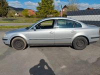 Używany VW Passat Basis 102 KM (75 kW) 2001 Srebrny Sedan/Limuzyna