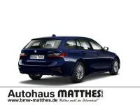 Gebraucht BMW 320e Shadowline 163 PS (119 kW) 2022 Blau Kombi