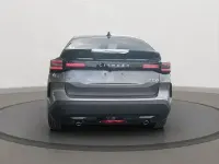 Neu Citroën C4 100 PS (73 kW) 2025 Andere SUV