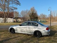 Gebraucht BMW 325 218 PS (160 kW) 2008 Silber Limousine