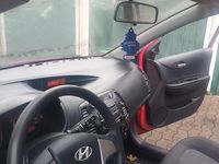 Gebraucht Hyundai i20 101 PS (74 kW) 2009 Rot Kleinwagen