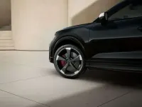 Neu Audi SQ2 Sport 300 PS (220 kW) 2026 Mythosschwarz metallic SUV