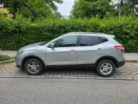 Gebraucht Nissan Qashqai 116 PS (85 kW) 2016 Silber SUV