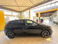 Gebraucht Mercedes B200 AMG line 163 PS (119 kW) 2023 Schwarz Kleinwagen