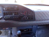 Używany Mercedes Sprinter 122 KM (89 kW) 1998 Czerwony Van