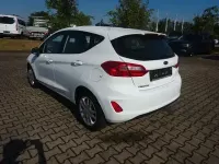 Gebraucht Ford Fiesta Trend 71 PS (52 kW) 2019 Frostweiß Kleinwagen