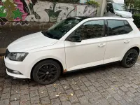 Gebraucht Skoda Fabia Monte Carlo 105 PS (77 kW) 2015 Weiß Kleinwagen