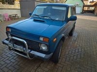 Gebraucht Lada niva 82 PS (60 kW) 2010 Blau SUV
