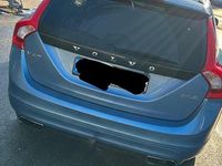 Gebraucht Volvo V60 244 PS (179 kW) 2016 Blau Kombi
