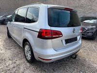 Gebraucht VW Sharan Comfortline 150 PS (110 kW) 2015 Silber Van / Kleinbus