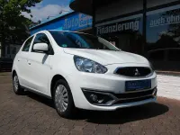Gebraucht Mitsubishi Space Star Basis 71 PS (52 kW) 2018 Weiß Kleinwagen